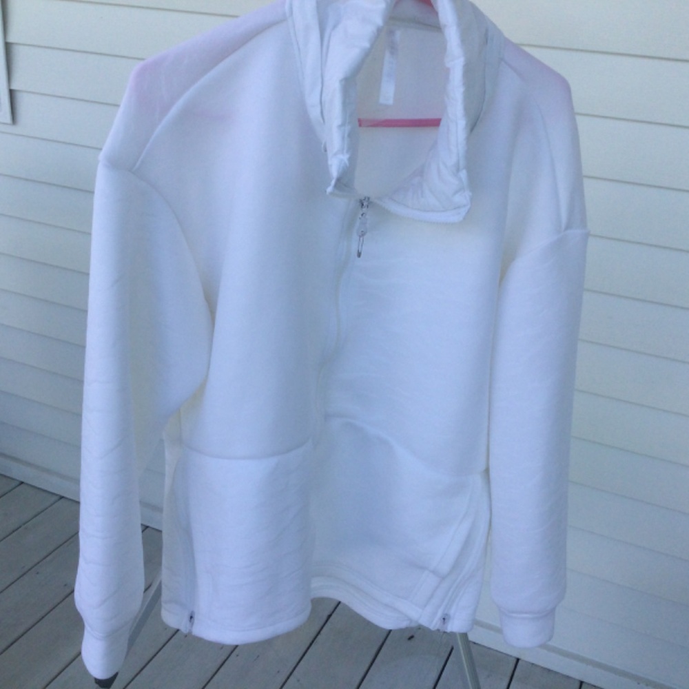 Fabletics White Full Zip Jacket With Removable Ho… - image 4
